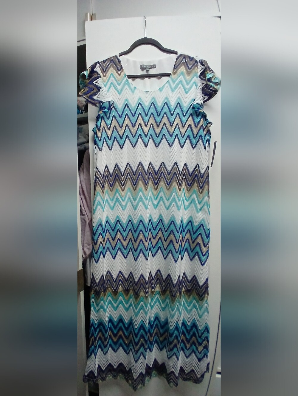 Sharagano Stretch Blue, Teal, Gold & White Chevron Maxi Dress Size 14-16 NWT